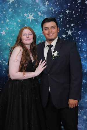 St. Pete High Prom 2024 Star Backdrop by Firefly Event Photography (307)