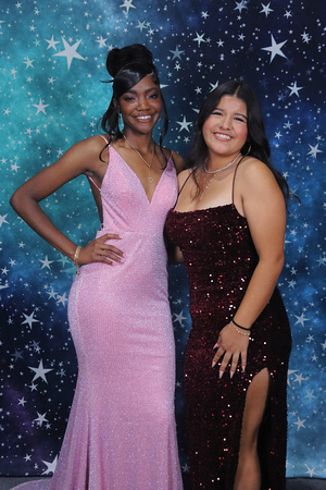 St. Pete High Prom 2024 Star Backdrop by Firefly Event Photography (315)