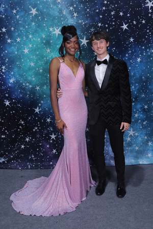 St. Pete High Prom 2024 Star Backdrop by Firefly Event Photography (384)