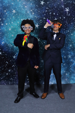 St. Pete High Prom 2024 Star Backdrop by Firefly Event Photography (407)