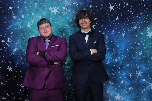 St. Pete High Prom 2024 Star Backdrop by Firefly Event Photography (415)