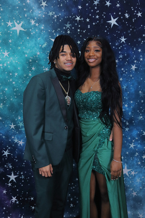St. Pete High Prom 2024 Star Backdrop by Firefly Event Photography (420)