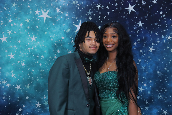 St. Pete High Prom 2024 Star Backdrop by Firefly Event Photography (421)