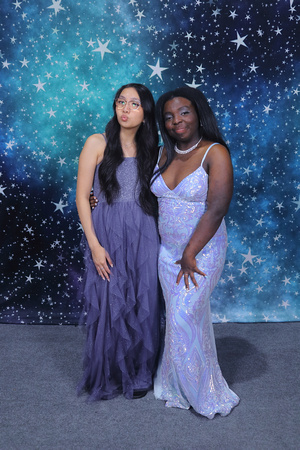 St. Pete High Prom 2024 Star Backdrop by Firefly Event Photography (423)