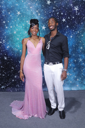 St. Pete High Prom 2024 Star Backdrop by Firefly Event Photography (437)
