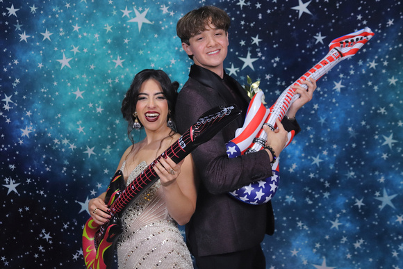 St. Pete High Prom 2024 Star Backdrop by Firefly Event Photography (450)