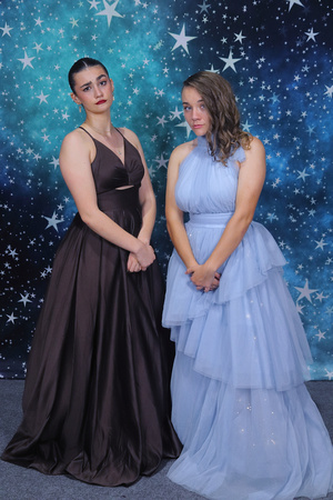 St. Pete High Prom 2024 Star Backdrop by Firefly Event Photography (458)