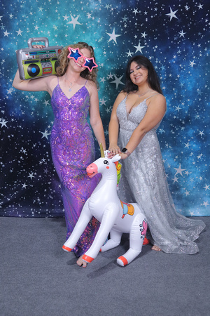 St. Pete High Prom 2024 Star Backdrop by Firefly Event Photography (466)