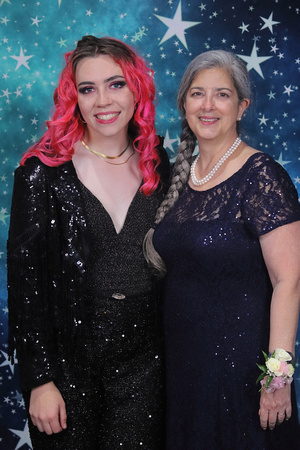 St. Pete High Prom 2024 Star Backdrop by Firefly Event Photography (499)