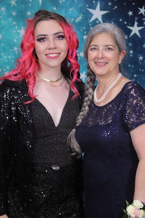 St. Pete High Prom 2024 Star Backdrop by Firefly Event Photography (504)