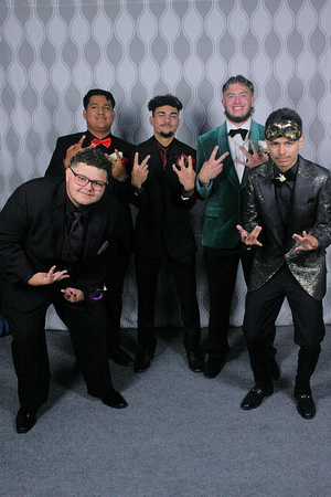 Chamberlain Prom 2024 White Silver Backdrop by Firefly Event Photography (16)