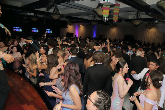 Sickles High School Prom 2022 Candid Images by Firefly Event Photography (110)