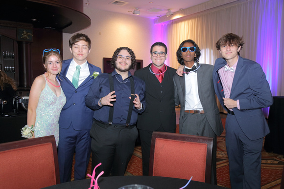 Sickles High School Prom 2022 Candid Images by Firefly Event Photography (10)