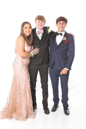 Sickles High School Prom 2022 White Backdrop by Firefly Event Photography (15)