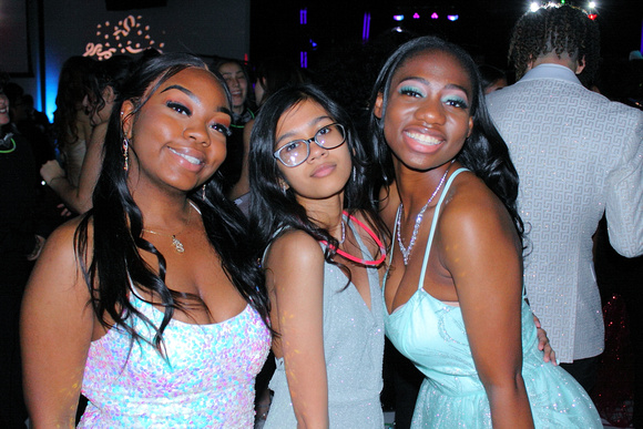 Sickles High School Prom 2022 Candid Images by Firefly Event Photography (184)